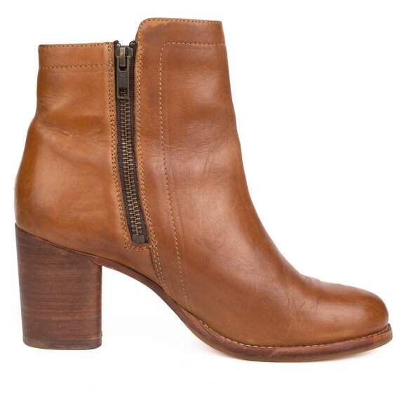 Frye Addie Tan Leather Inside Zip Booties Women's 6 B - Picture 6 of 15